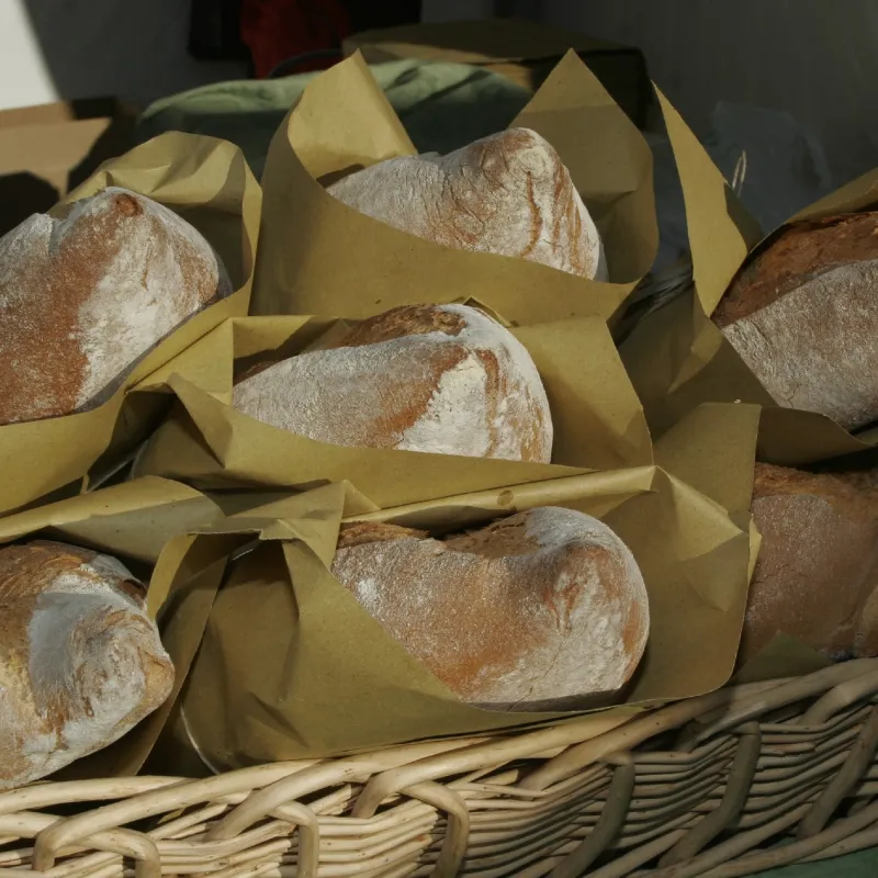 Pane in carta paglia