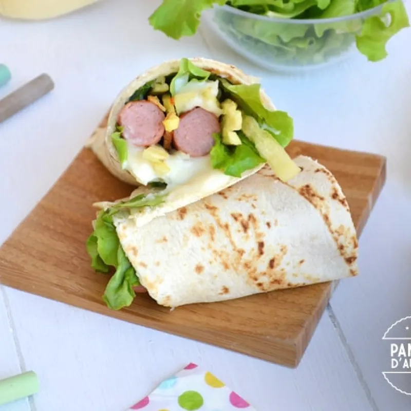 Piadina con wurstel e patatine fritte