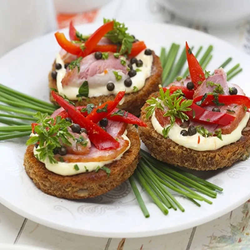 Tartine veloci e facili per le feste